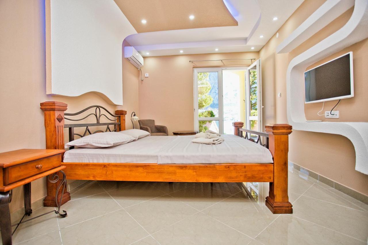 Apartments Bella Vista Kotor Bagian luar foto